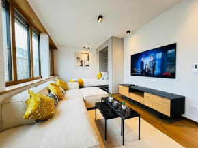 Gorgeous 1 bedroom flat with balcony&parking